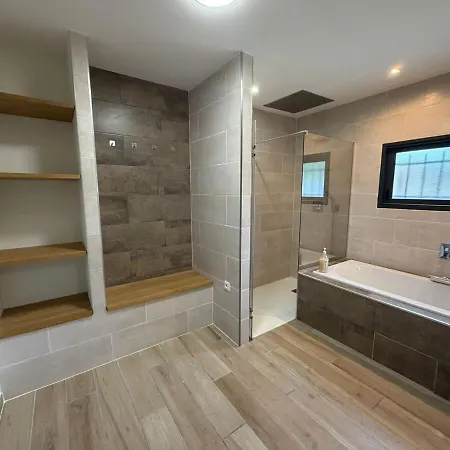 Socozy Oasis, Piscine & Jacuzzi, 8 Pers Βίλα *