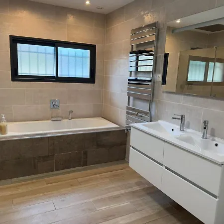 Socozy Oasis, Piscine & Jacuzzi, 8 Pers Βίλα Plaisance-du-Touch